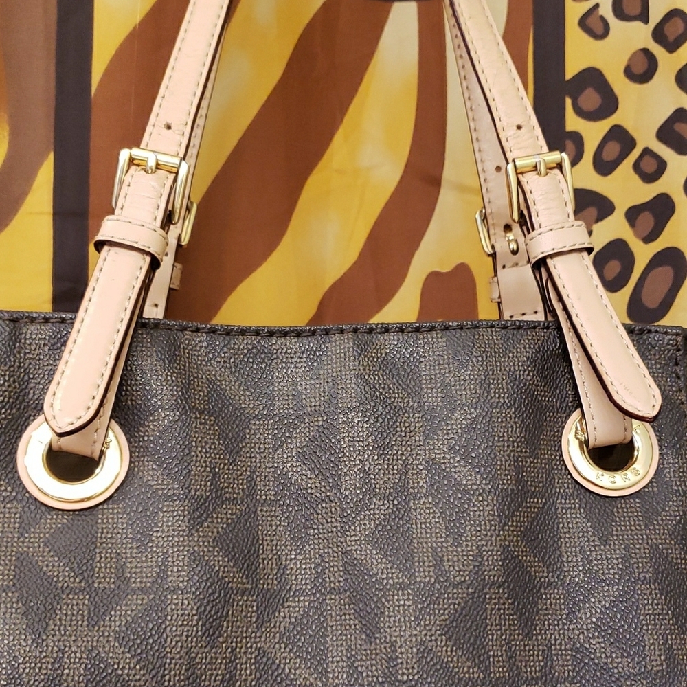Michael Kors Brown Signature Tote with Structured Design - Picture 2 of 10